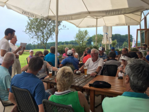 Monatsbecher 09.06.2018