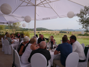 Sommerfest & 27 Loch-Turnier Black & White Golfpark Gut Hühnerhof
