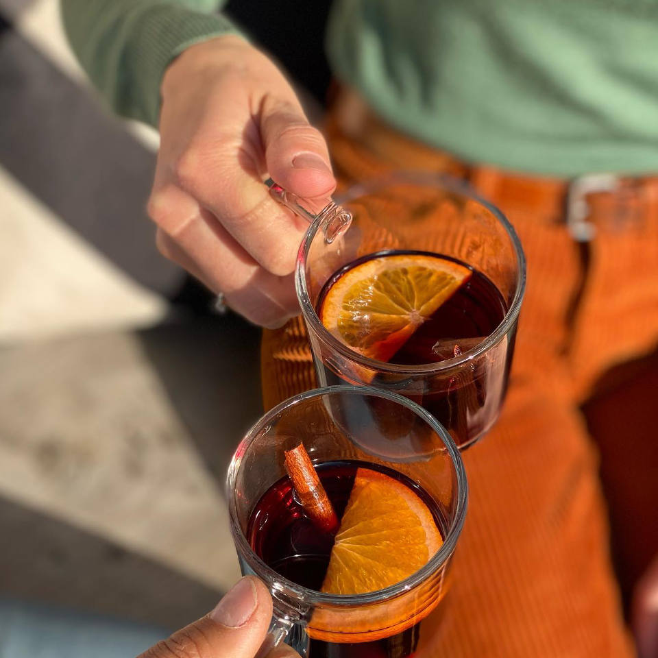 heißer glühwein und heckers leckereien nach der Runde1 - Gut Hühnerhof